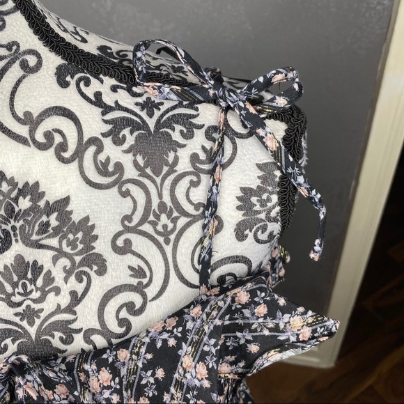 Stevie May acacia floral tie strap ruffle crop top - Picture 7 of 13
